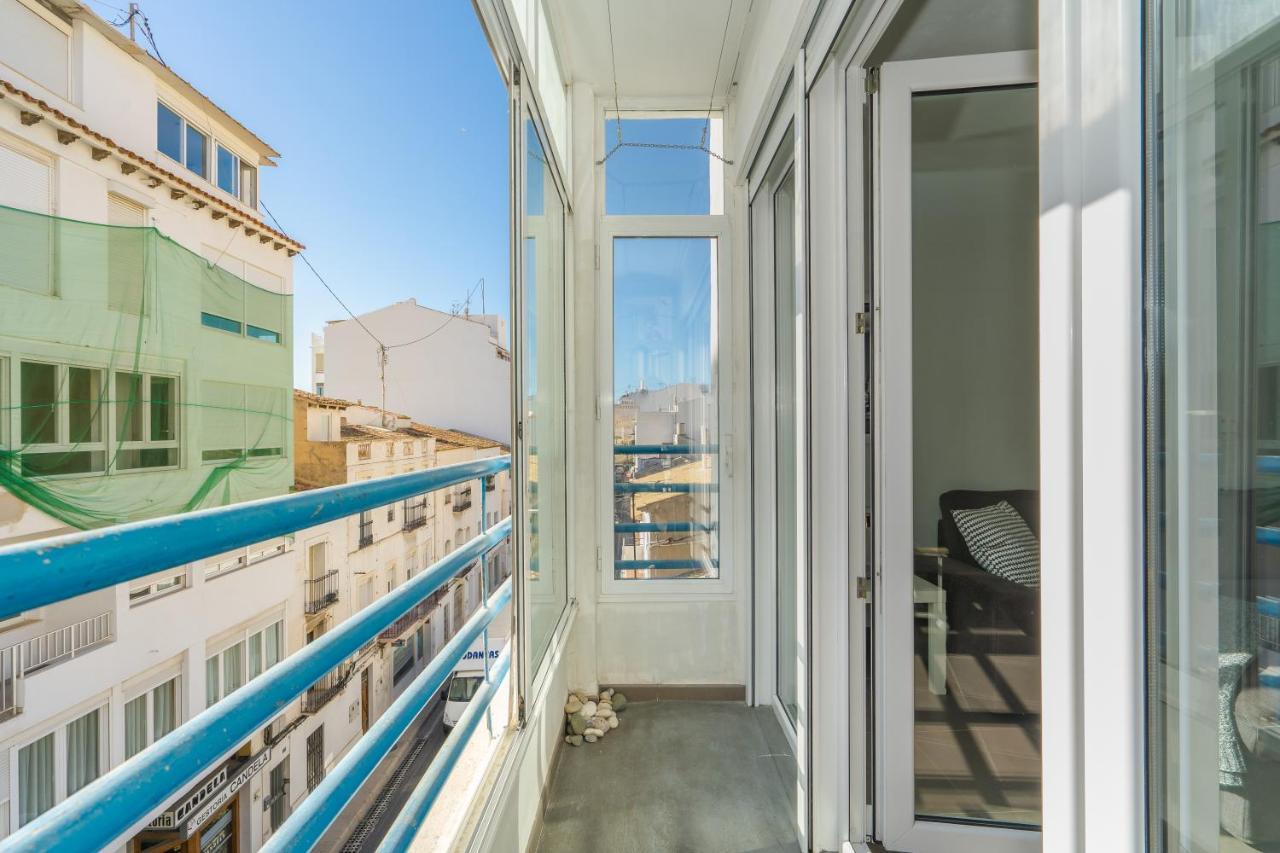 Mar Apartment Алтеа Екстериор снимка